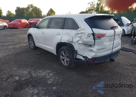 2015 Toyota Highlander Le Plus V6 из США, поврежденный, VIN 5TDZKRFH0FS066816